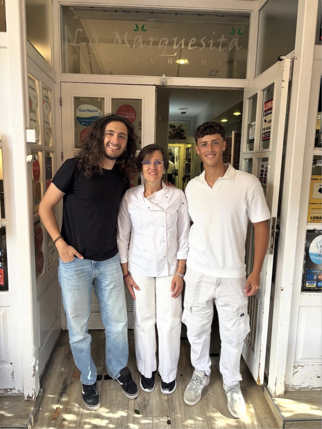 Visita y encuentro en la entrada de La Marquesita